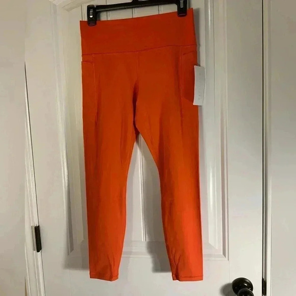 Athleta Transcend Stash Tights NWT - Picture 1 of 9